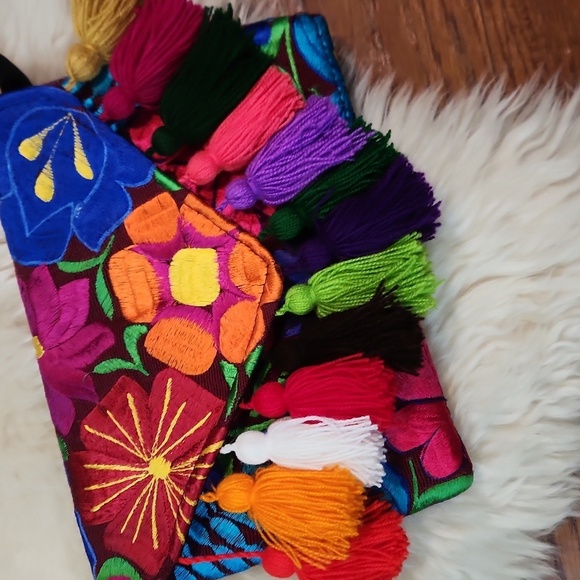 Corina Crossbody Colorful Embroidered  Bag - Picture 2 of 4